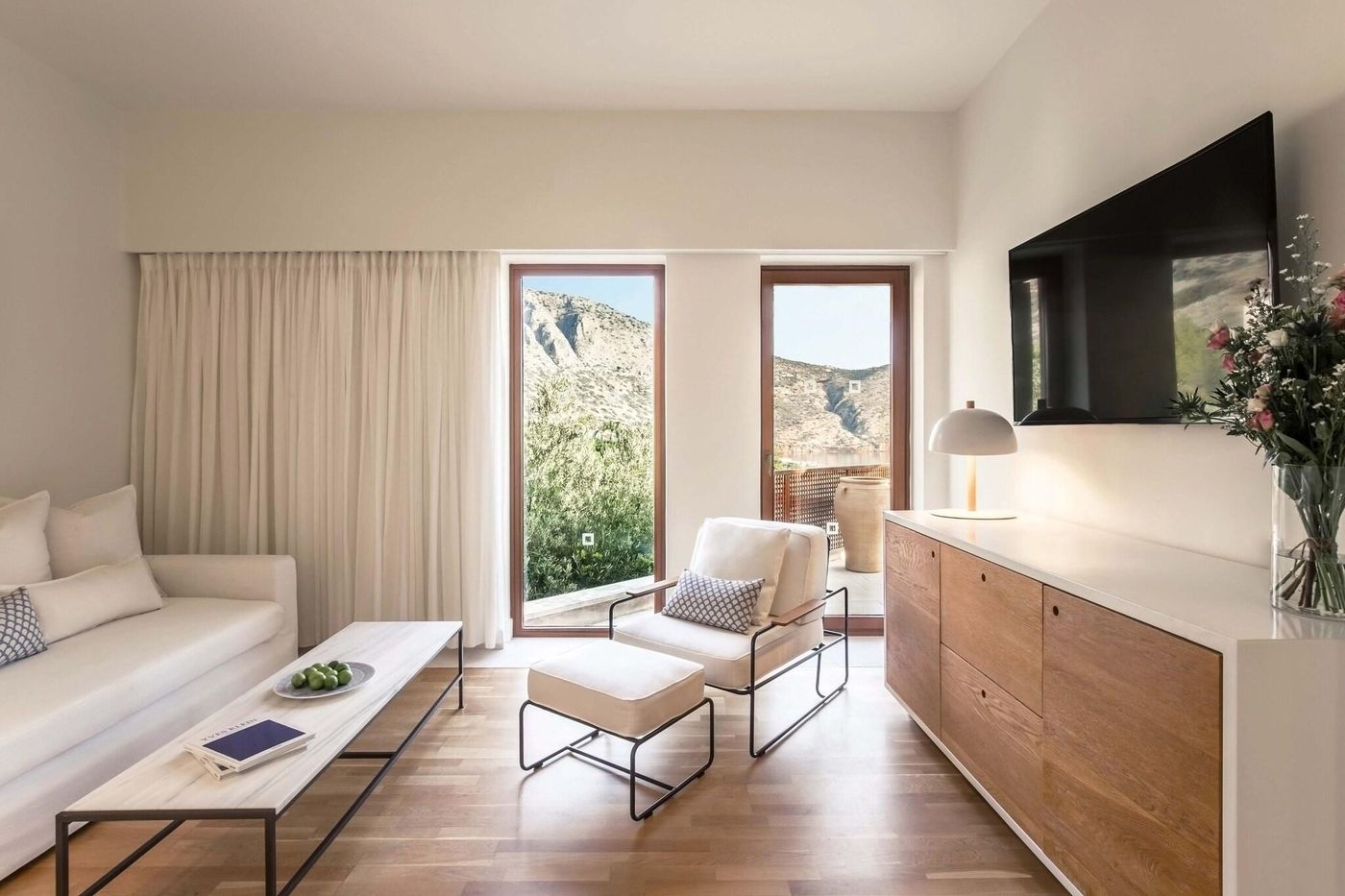 Blue-Palace--a-Luxury-Collection-Resort---Spa-Room-37