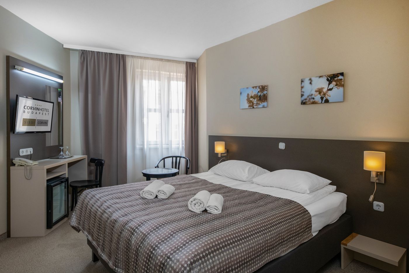 Corvin-Hotel-Budapest---Corvin-wing-Room-14