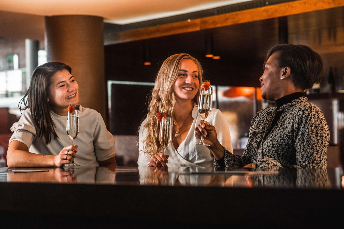 Hyatt-Place-Amsterdam-Airport-Bar-18