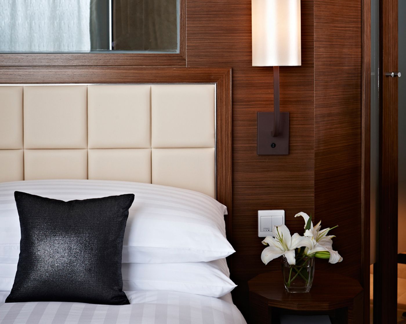 Dorsett-Kwun-Tong-Room-10