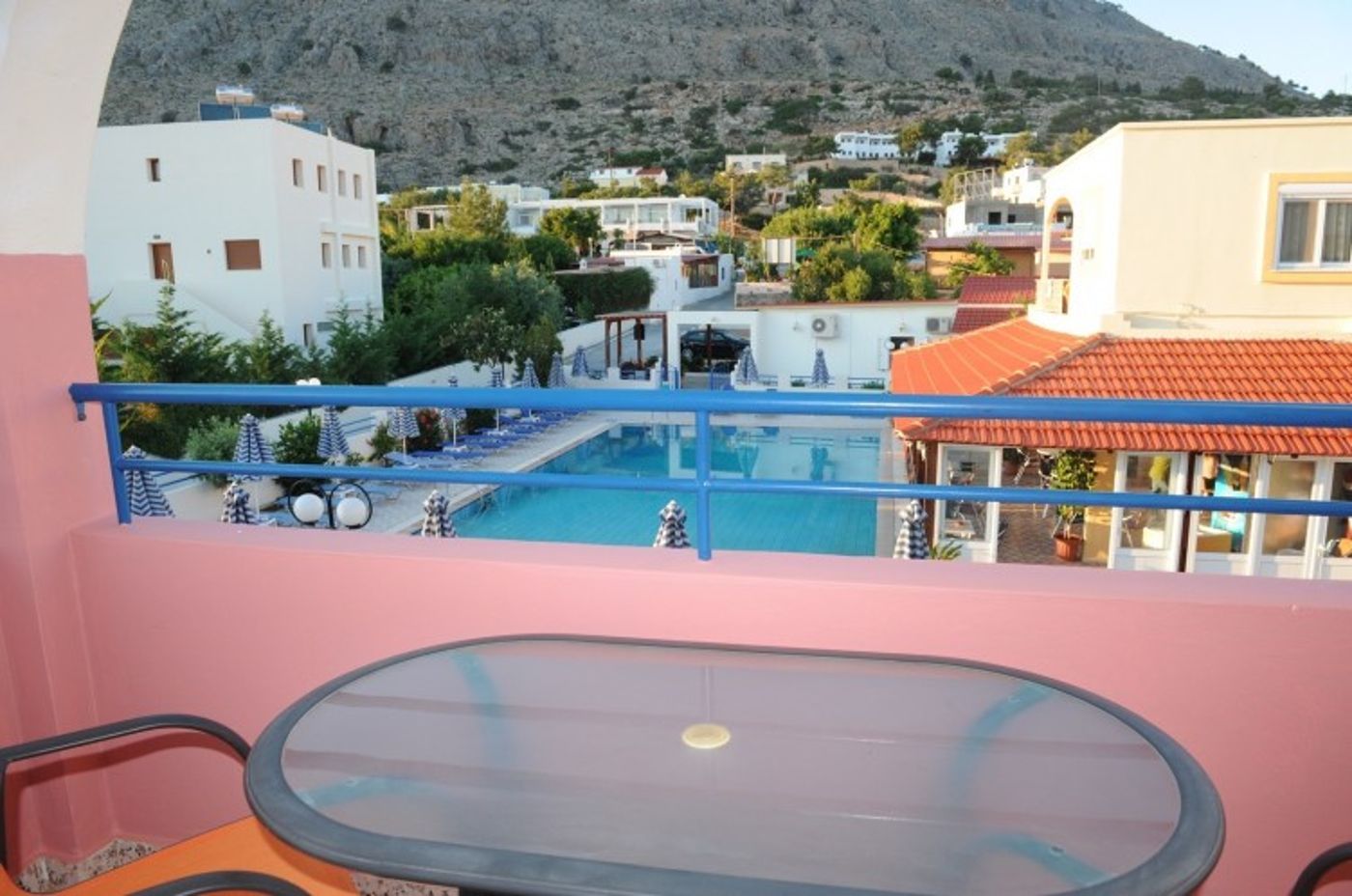 Chrysanthi Hotel - Apartments