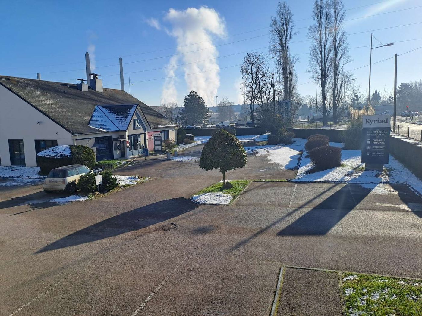 Kyriad Rouen Sud - Oissel-France-Saint-Étienne-Du-Rouvray-General view-1