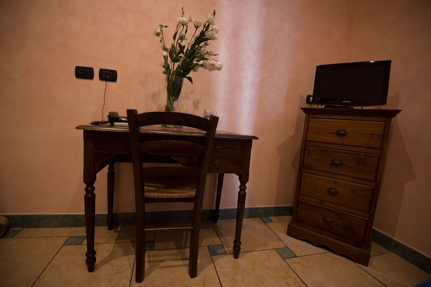 Schilizzi - Italy - NAPOLI - Room - 1
