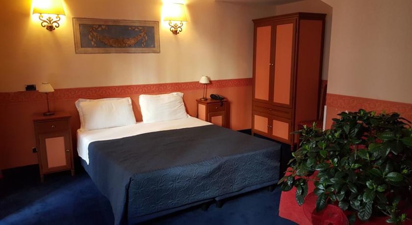 Antico-Palazzo-Rospigliosi-Room-11