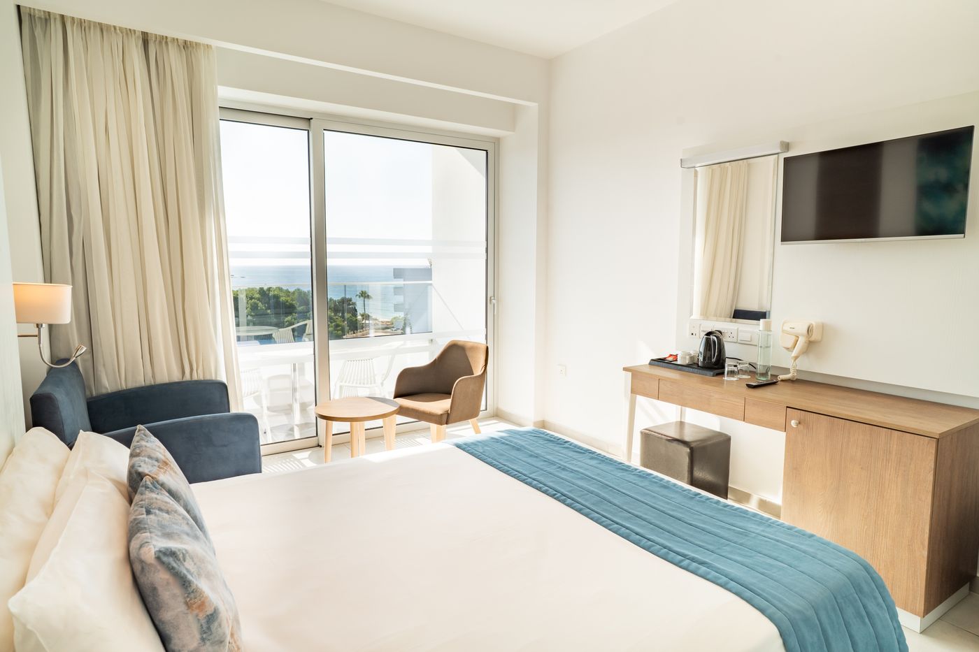 Sun-N-Blue-Boutique-Hotel-Room-14