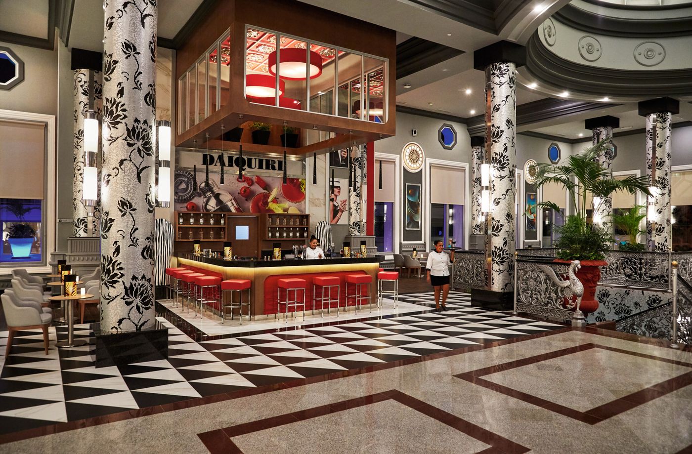 Riu-Palace-Riviera-Maya-All-Inclusive-Bar-43