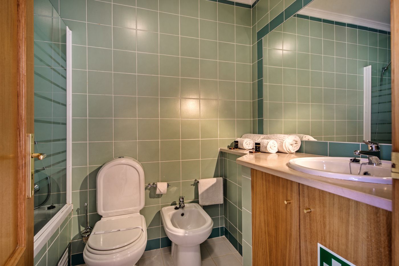 Jardim-da-Meia-Praia-Room-46