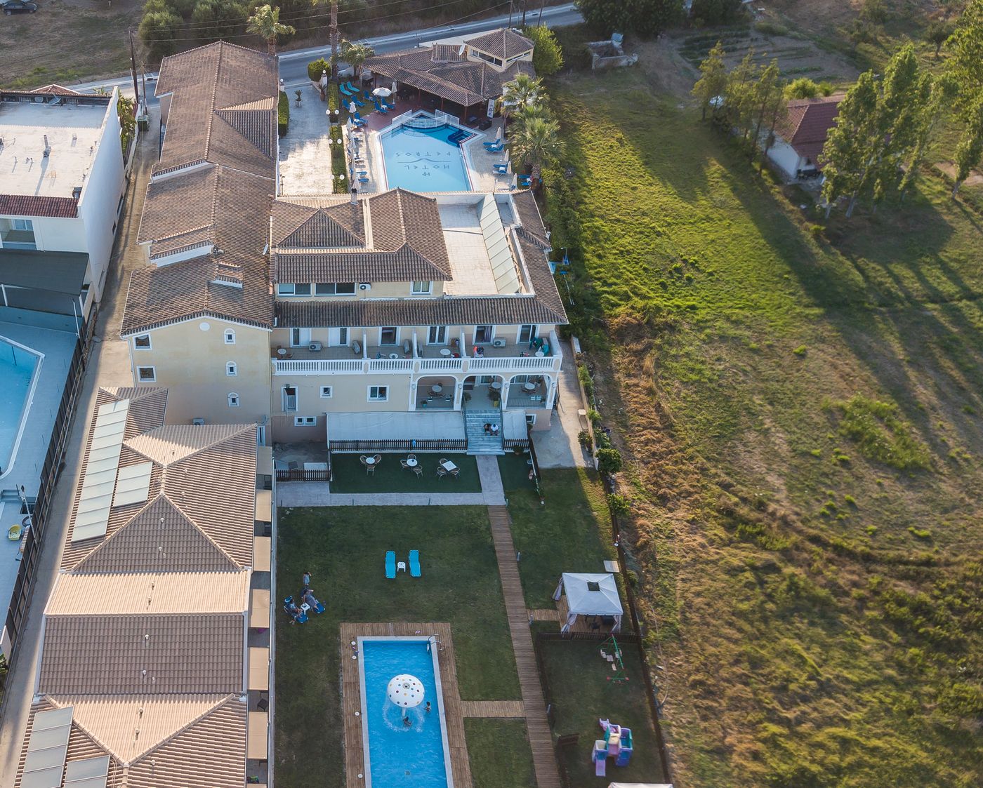 Petros-General-view-12