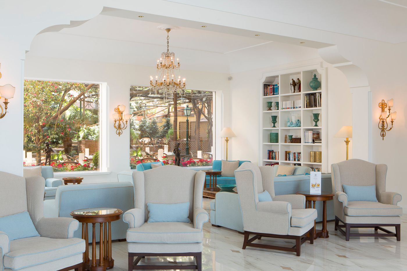 Grand-Hotel-de-la-Ville-Lobby-50