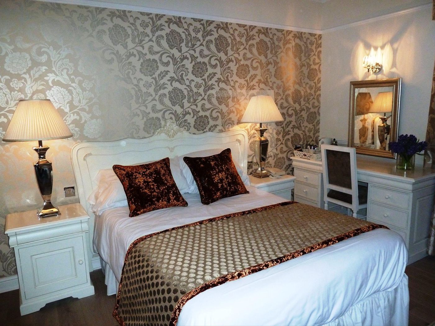 Belmore-United Kingdom-MANCHESTER-Room-4