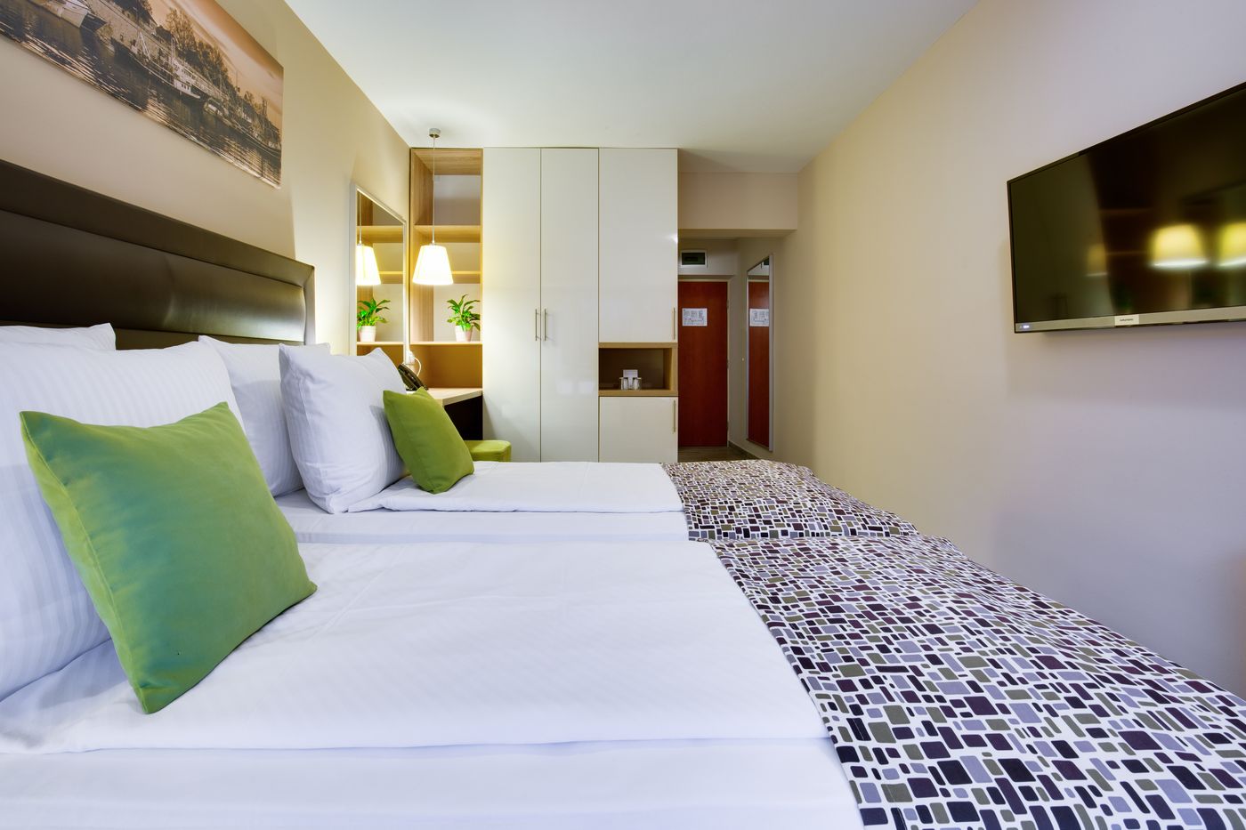 Hotel-Pinija-Petrecane-Room-30