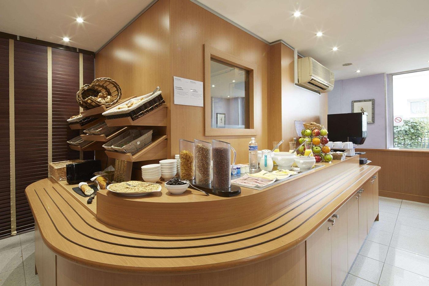 Campanile-Paris14-Maine-Montparnasse-Restaurant-49