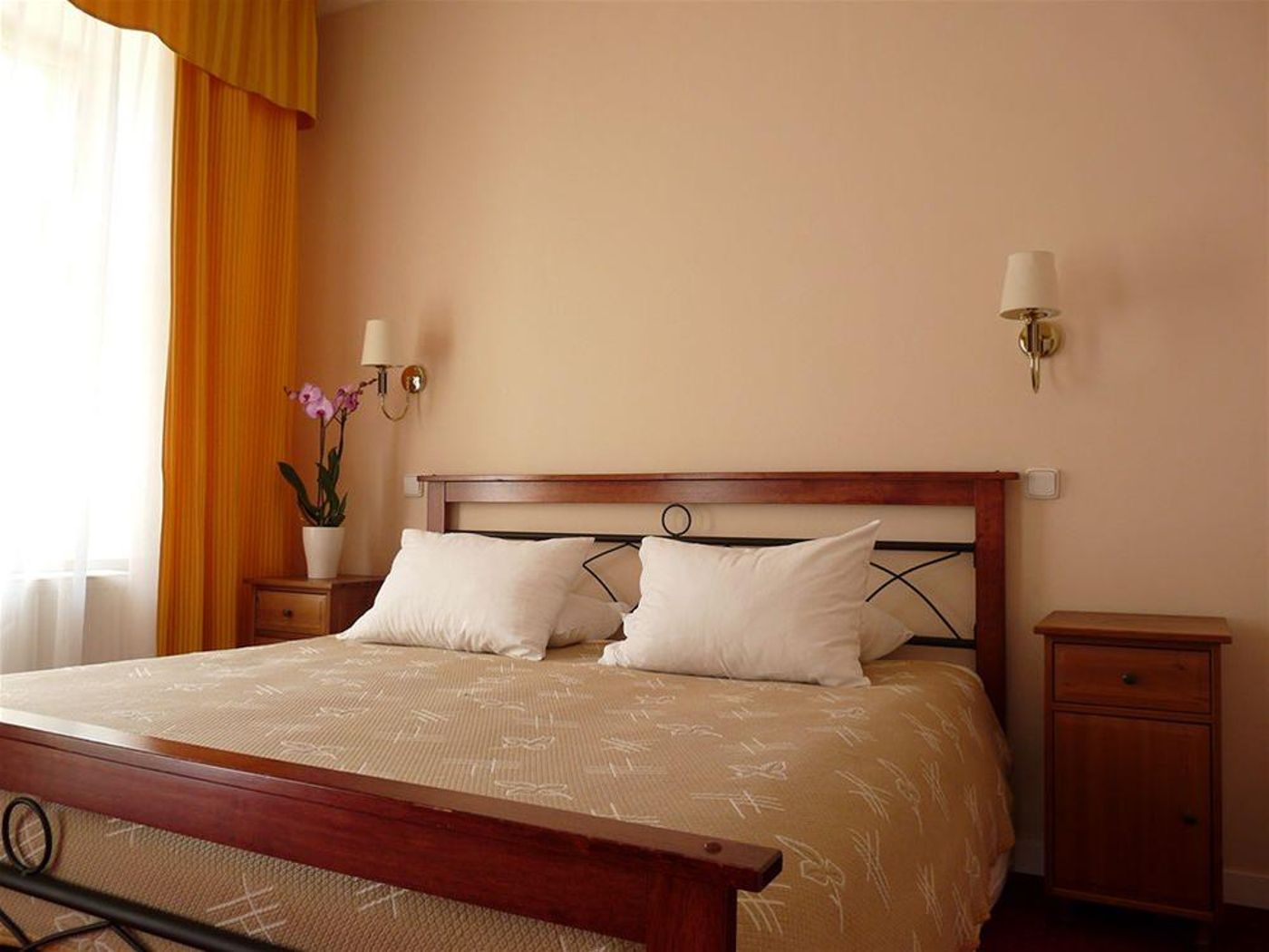 La-Boutique-Hotel-Prague-General-view-13