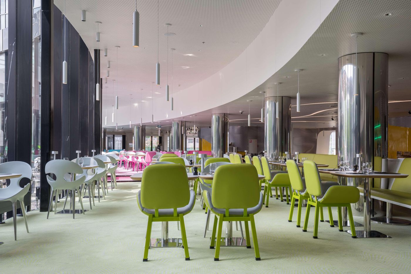 Park-Inn-By-Radisson-Amsterdam-City-West-Restaurant-14