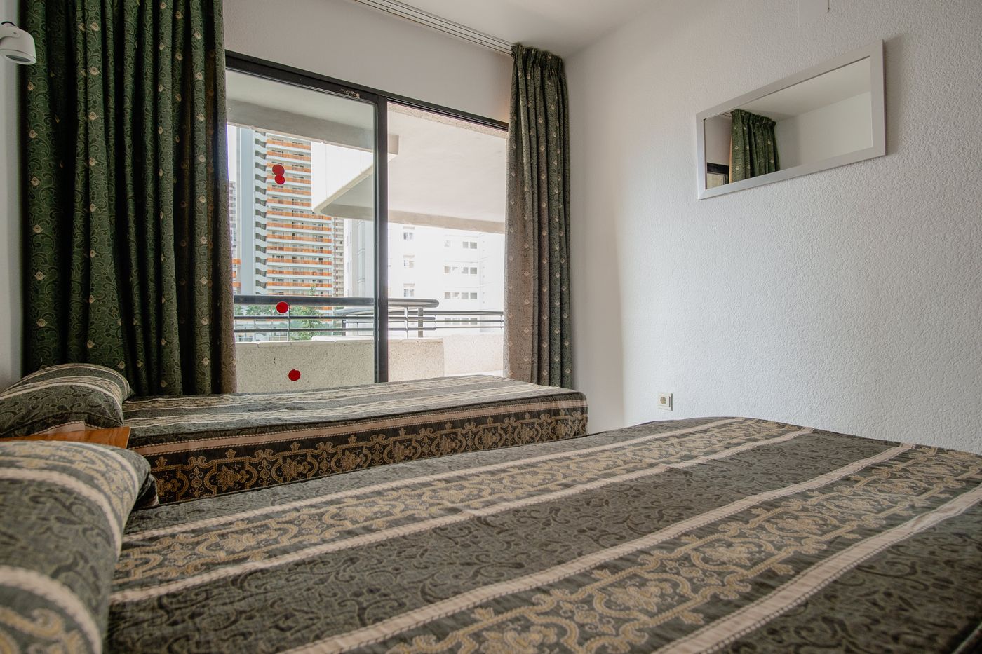 Luxmar-Apartments-Room-19