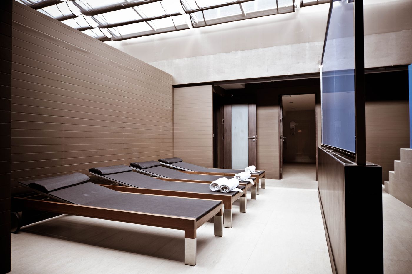 S-15-Sukhumvit-Sports-and-Entertainment-33