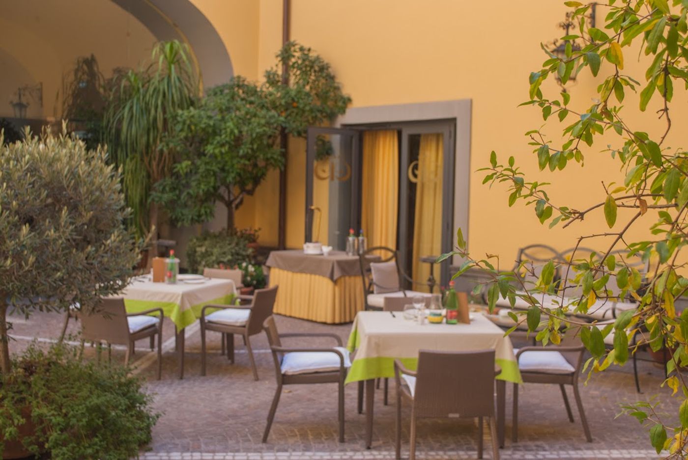 Le Cheminee Business Hotel - Italy - NAPOLI - General view - 8