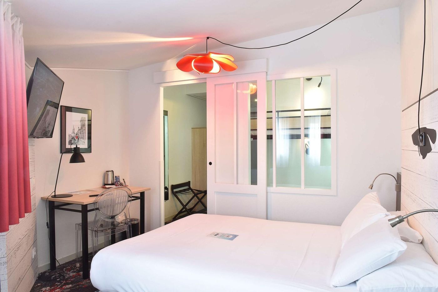 Kyriad La Rochelle Centre Ville-France-La Rochelle-General view-6