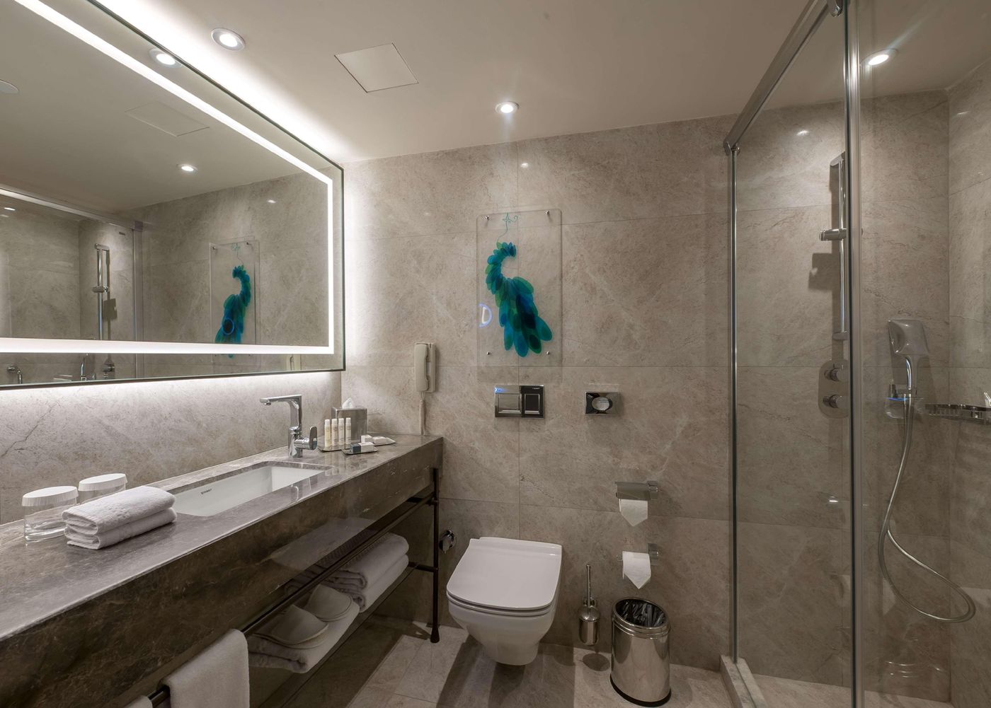 Doubletree-By-Hilton-Istanbul-Sirkeci-Room-47