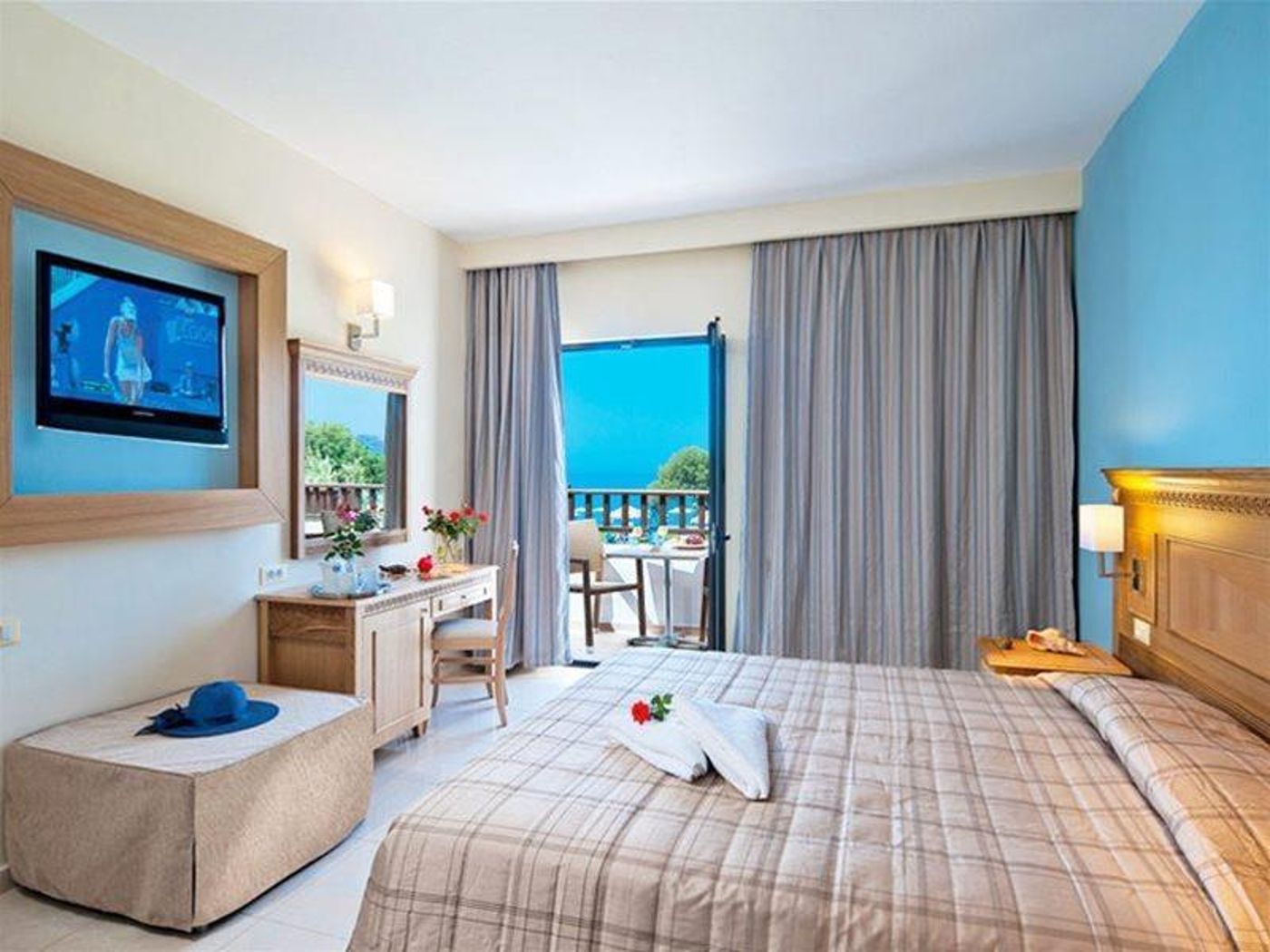 Geraniotis-Beach-General-view-12