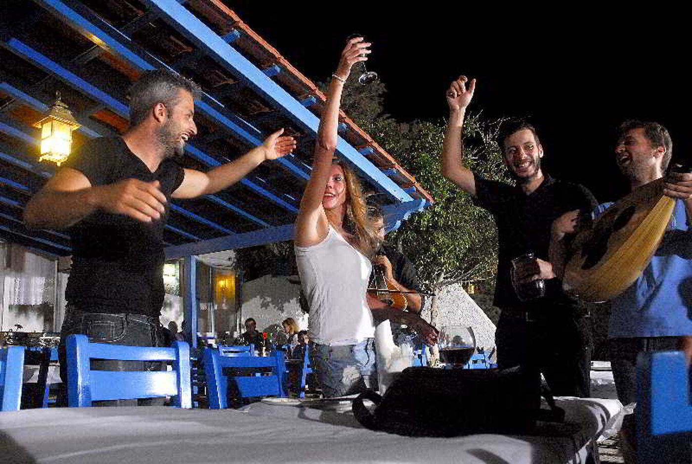 Lassion-Golden-Bay-Restaurant-27