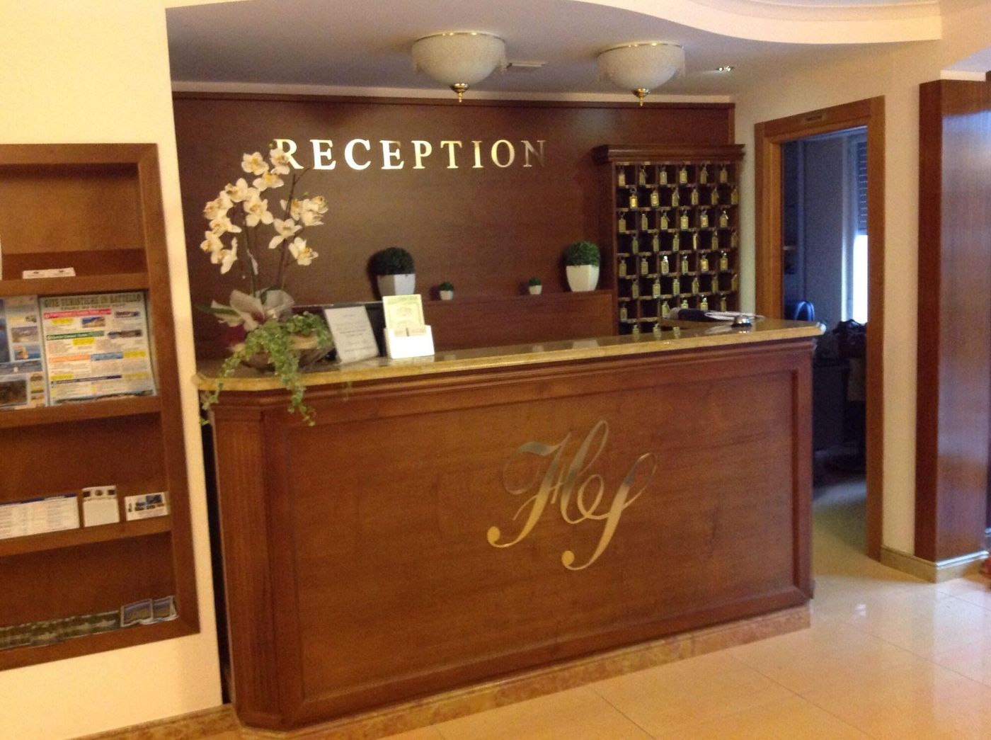 Hotel Tirreno  - Italy - CAVI DI LAVAGNA - Lobby - 9