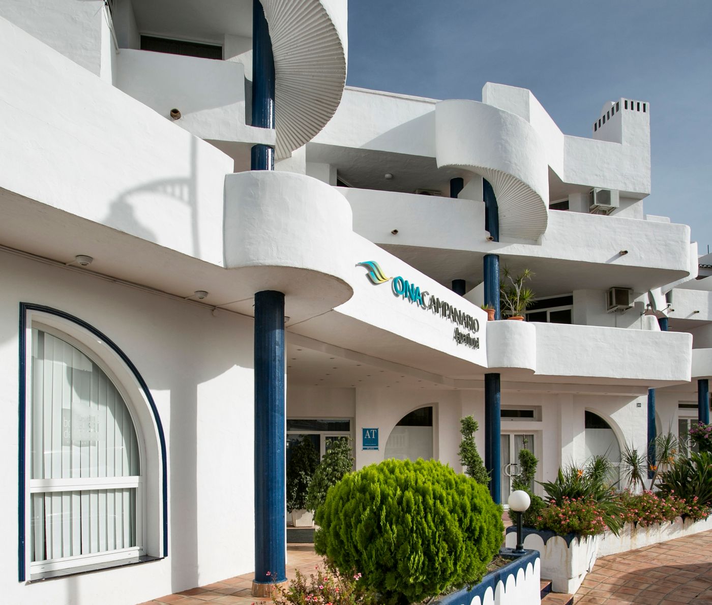 Campanario-de-Calahonda-Sports-and-Entertainment-14