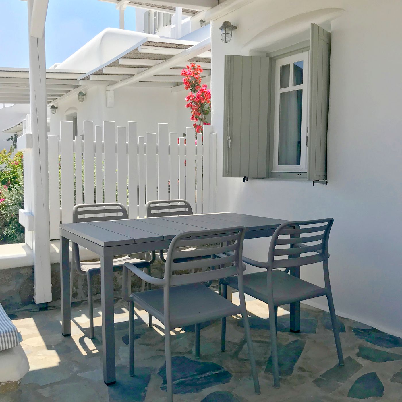 Yakinthos-Residence-Room-17