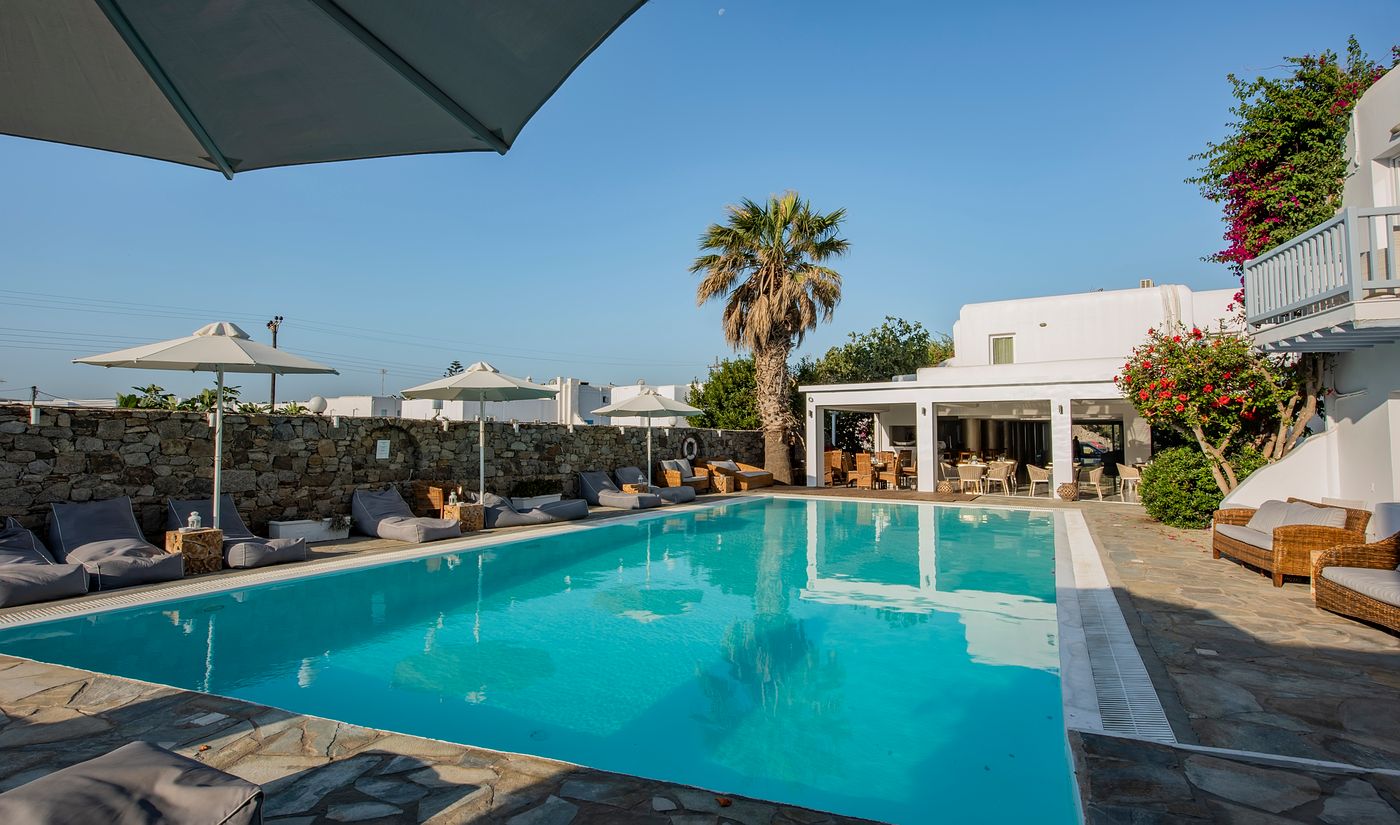 Dionysos-Luxury-Hotel-Mykonos-Pool-3