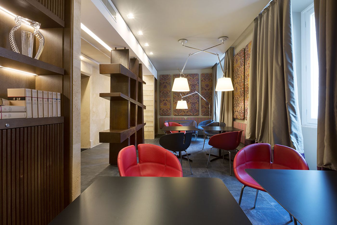 Stendhal Luxury Suites