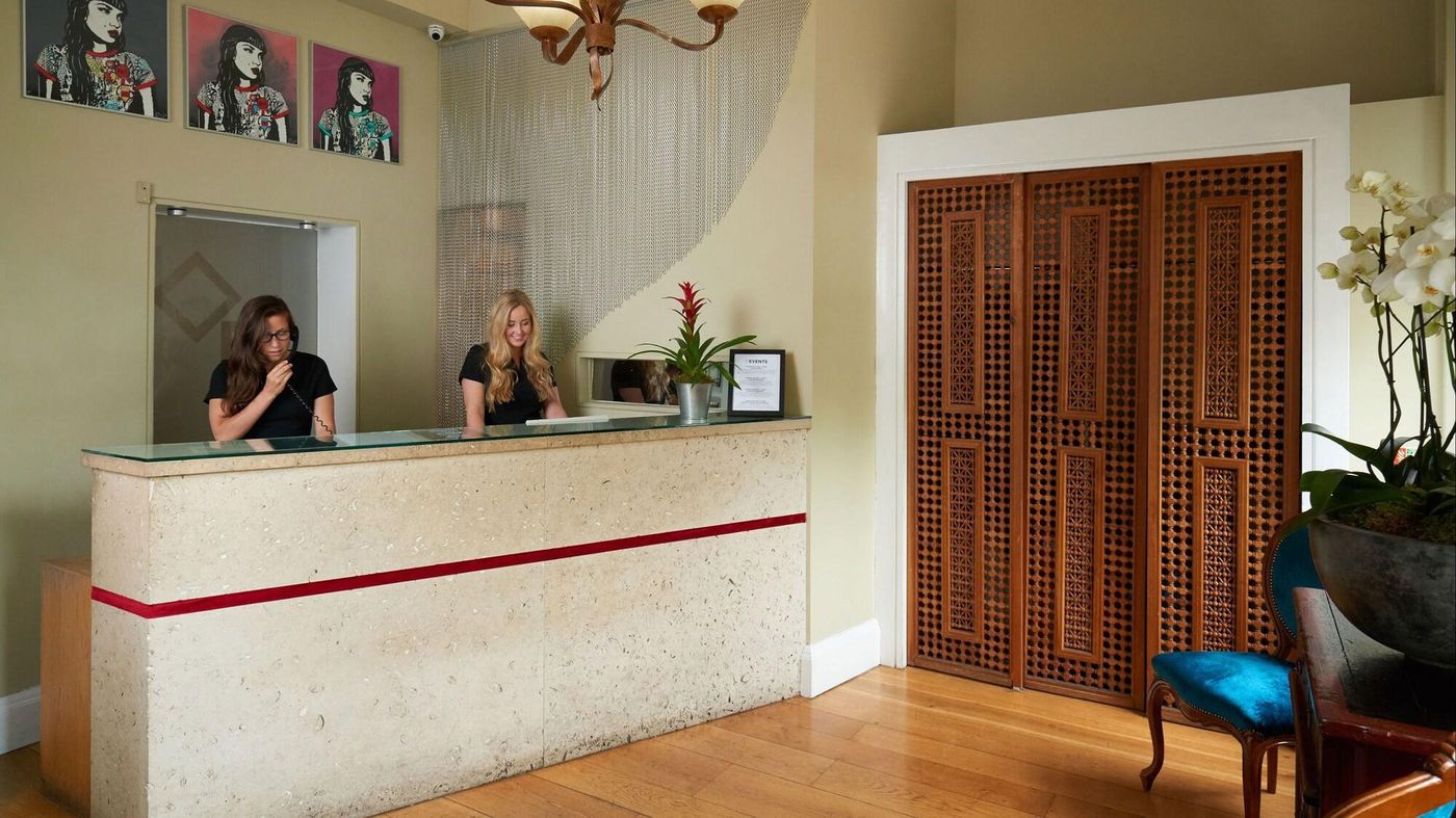 Berkeley Square Classic Hotel-United Kingdom-Bristol-Lobby-8