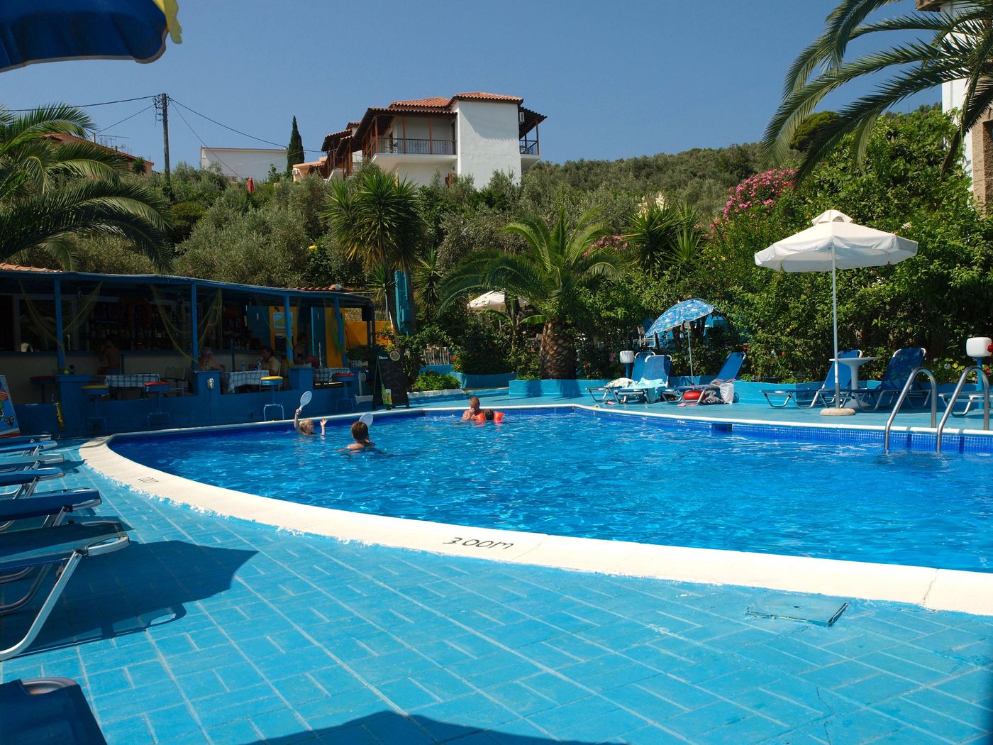 Nikolas-Studios-Pool-2