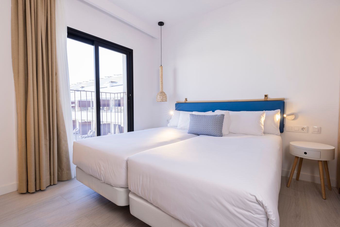 Lacasa Apartments Cotillo