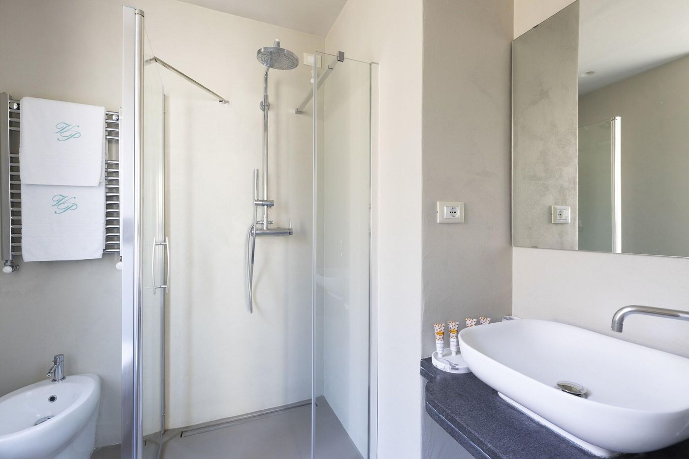 Villa-Paradiso-Room-38