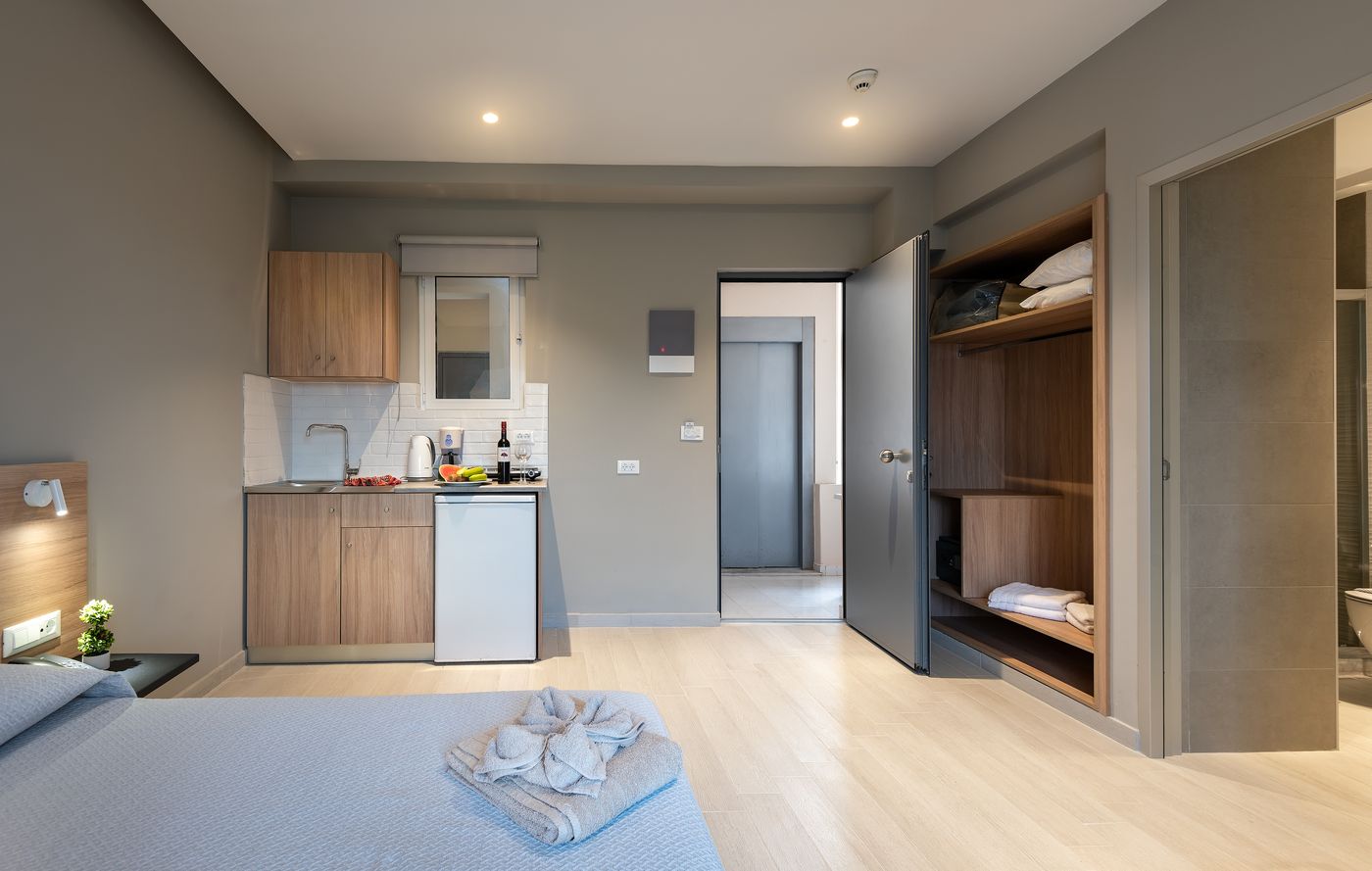 Sunday-Hotel-Room-18