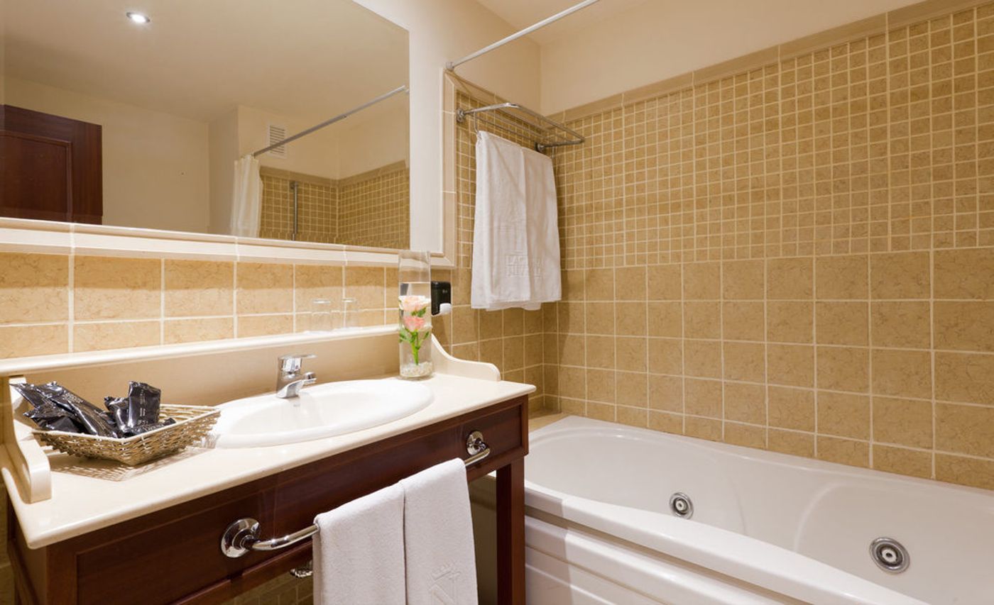 Laguna-Nivaria-Hotel---Spa-Room-34