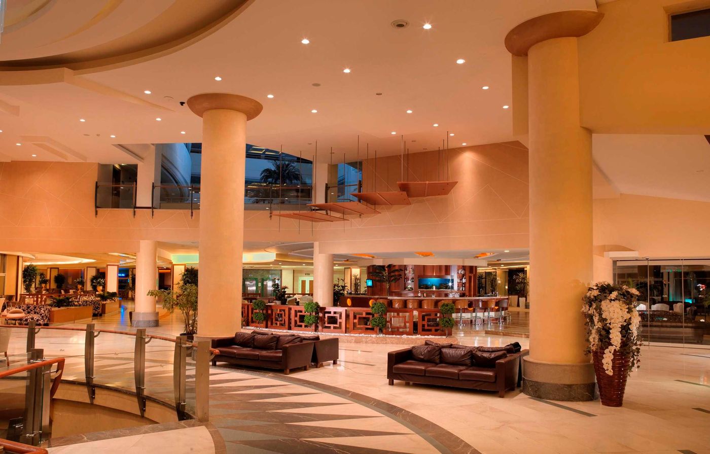 Sueno-Hotels-Beach-Side-Lobby-42