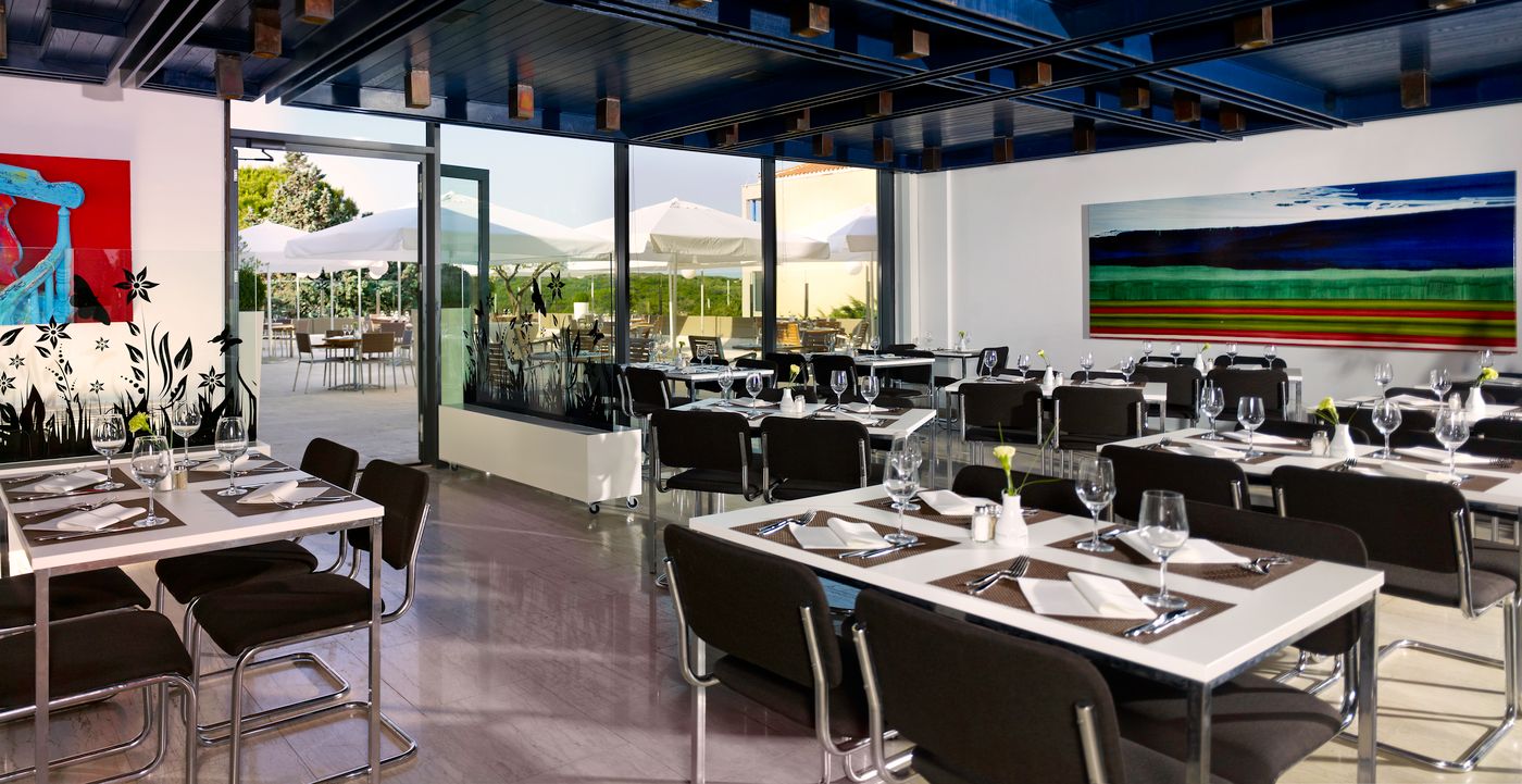 Park-Plaza-Verudela-Resort-Restaurant-42