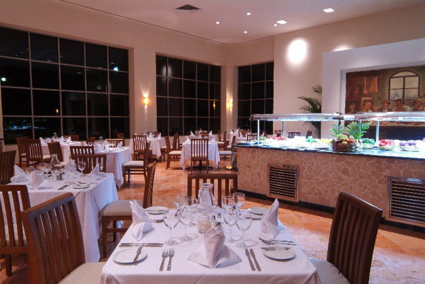 The-Pyramid-at-Grand-Oasis-Restaurant-46