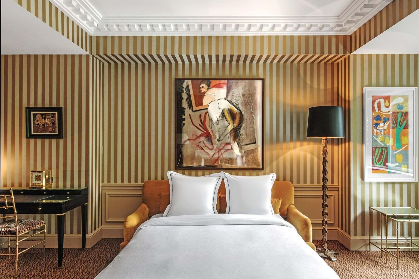 Hotel-de-Berri-Champs-Elysees--a-Luxury-Collection-Hotel--Paris-Room-60