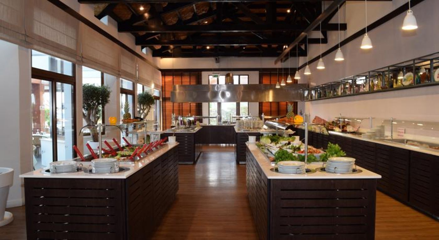 Kermia Beach Bungalow Hotel