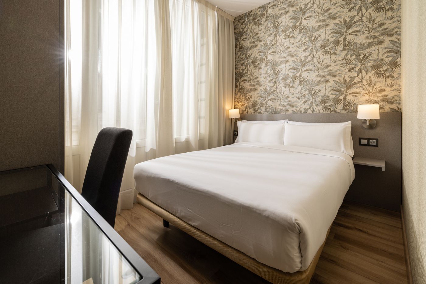 Avenida-Gran-Via-Room-22