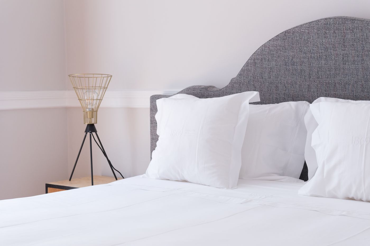 1869-PrIncipe-Real-Room-23