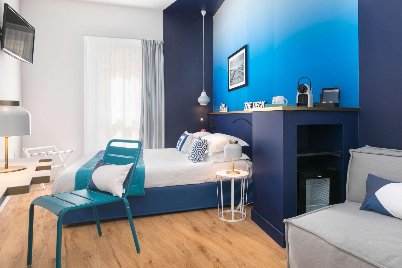 The-Deck-Hotel-by-HappyCulture-Room-7