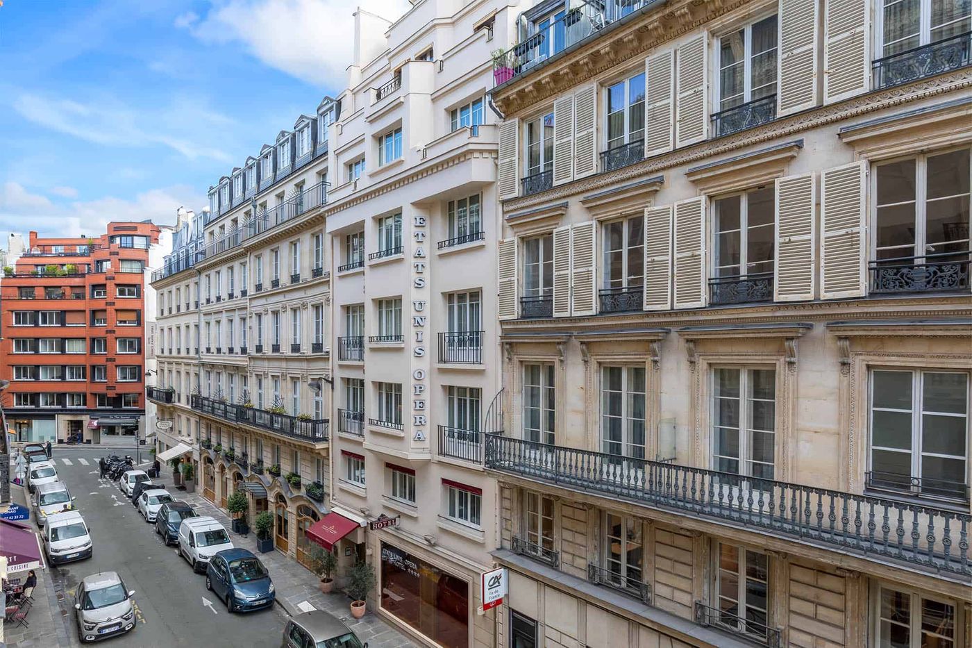 Hotel-Etats-Unis-Opera-General-view-2