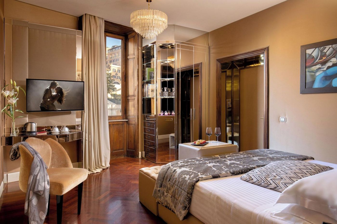 Inn-At-The-Spanish-Steps-Room-25