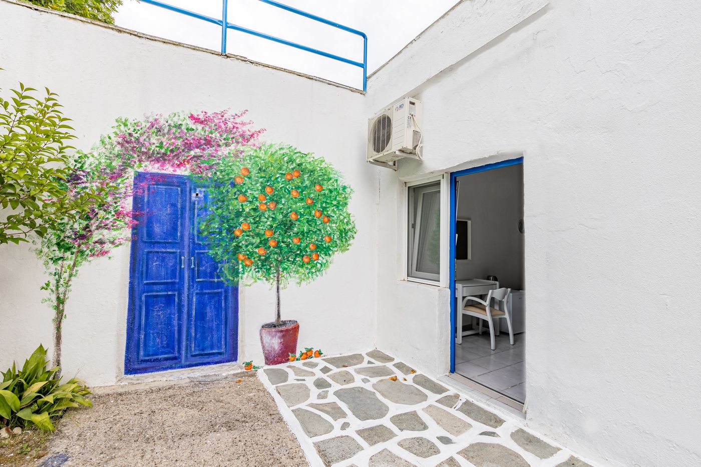 Theo-Bungalows-Room-74