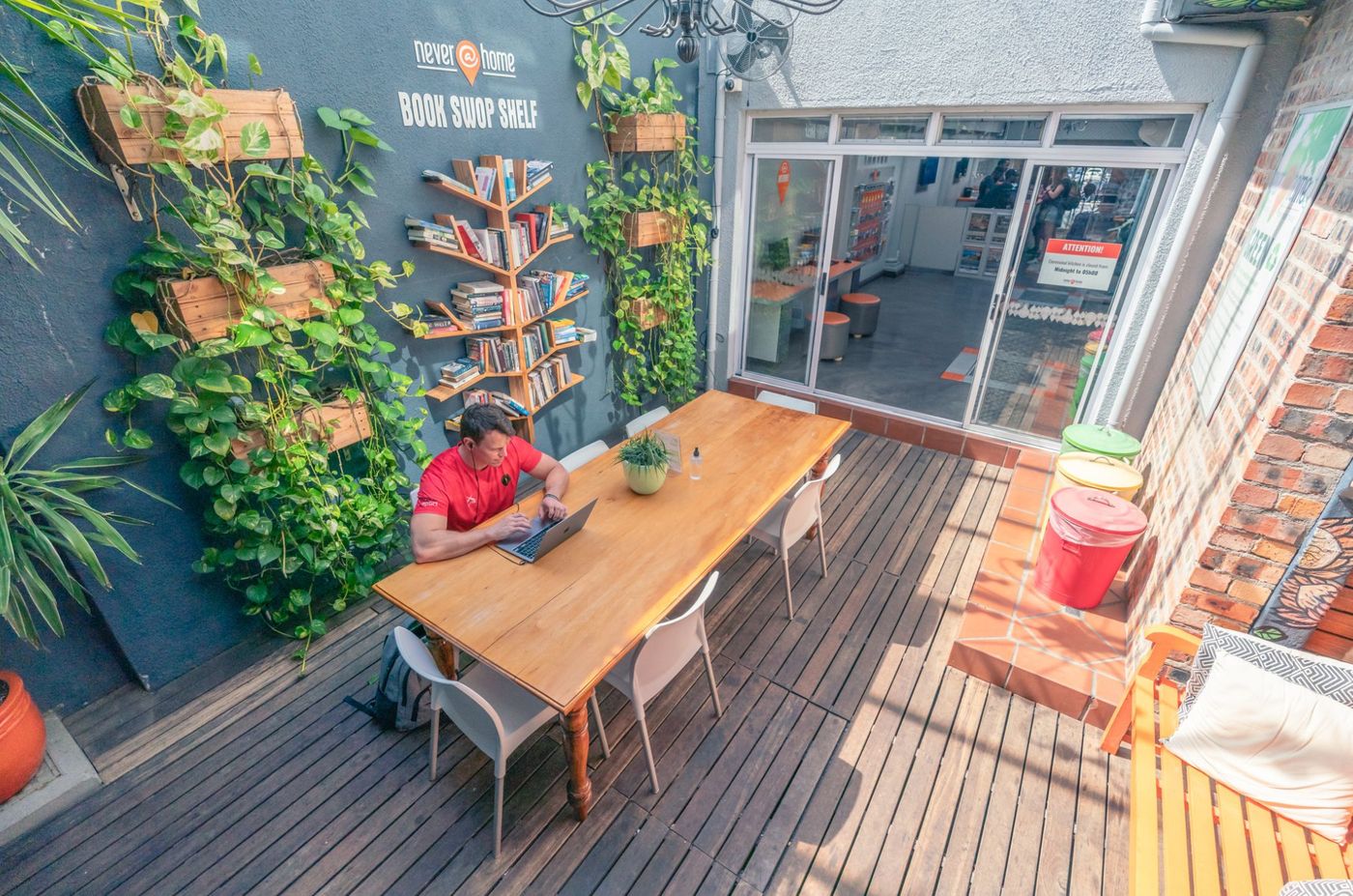 never-home-Cape-Town-General-view-26