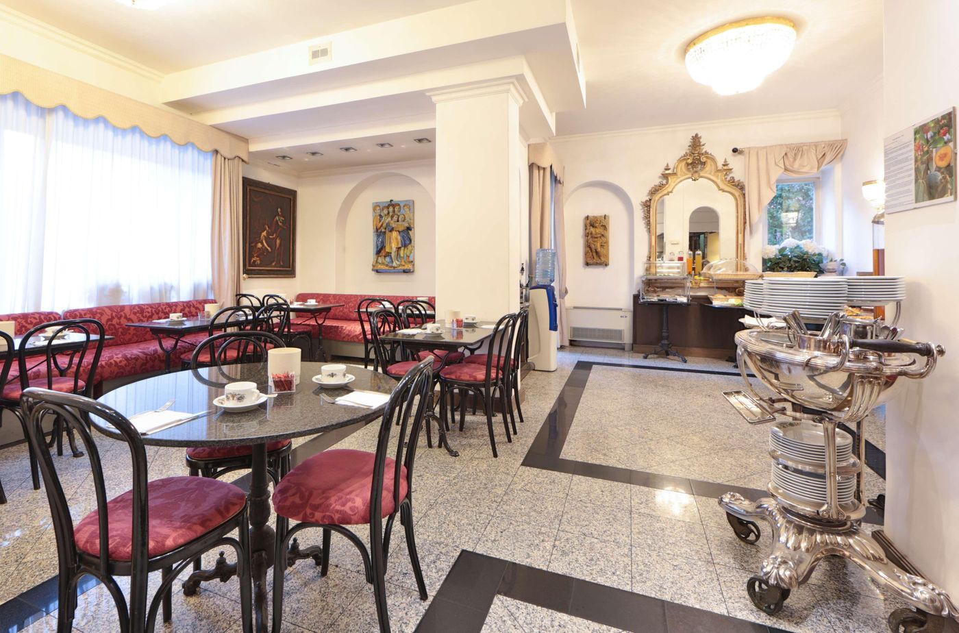 BEST-WESTERN-Hotel-Rivoli-Restaurant-16