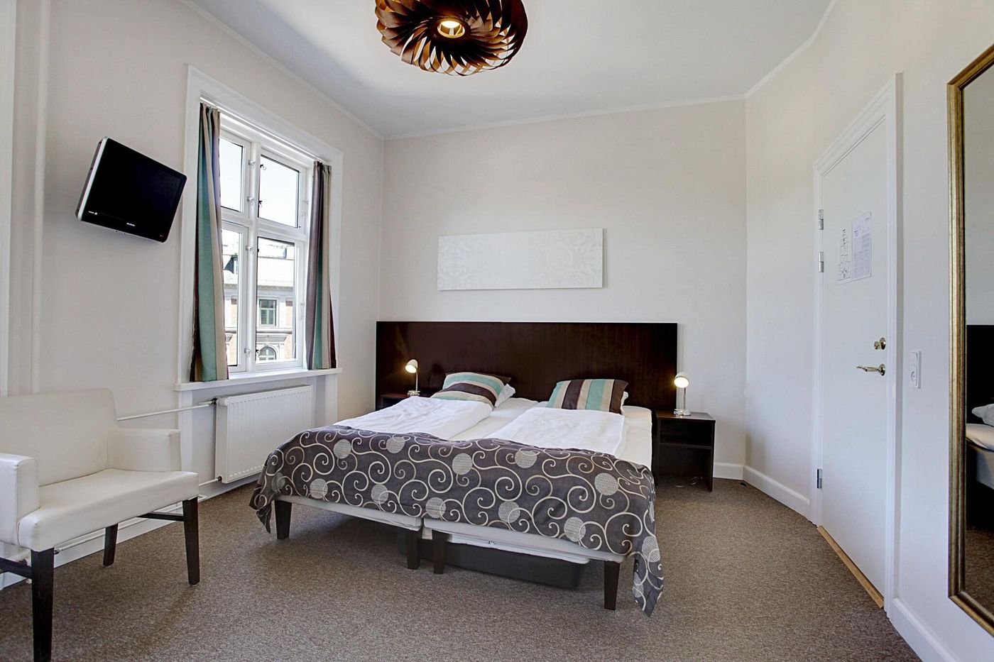 Sct Thomas - Denmark - Copenhagen - Room - 2